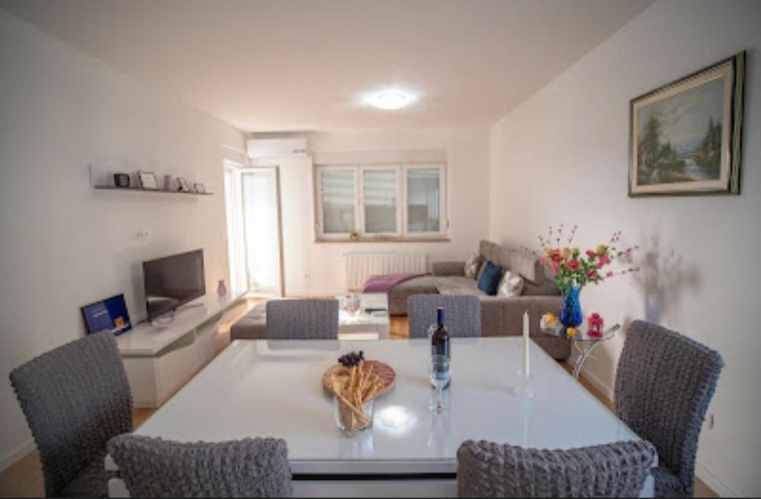 Apartman San بوسيسيه المظهر الخارجي الصورة