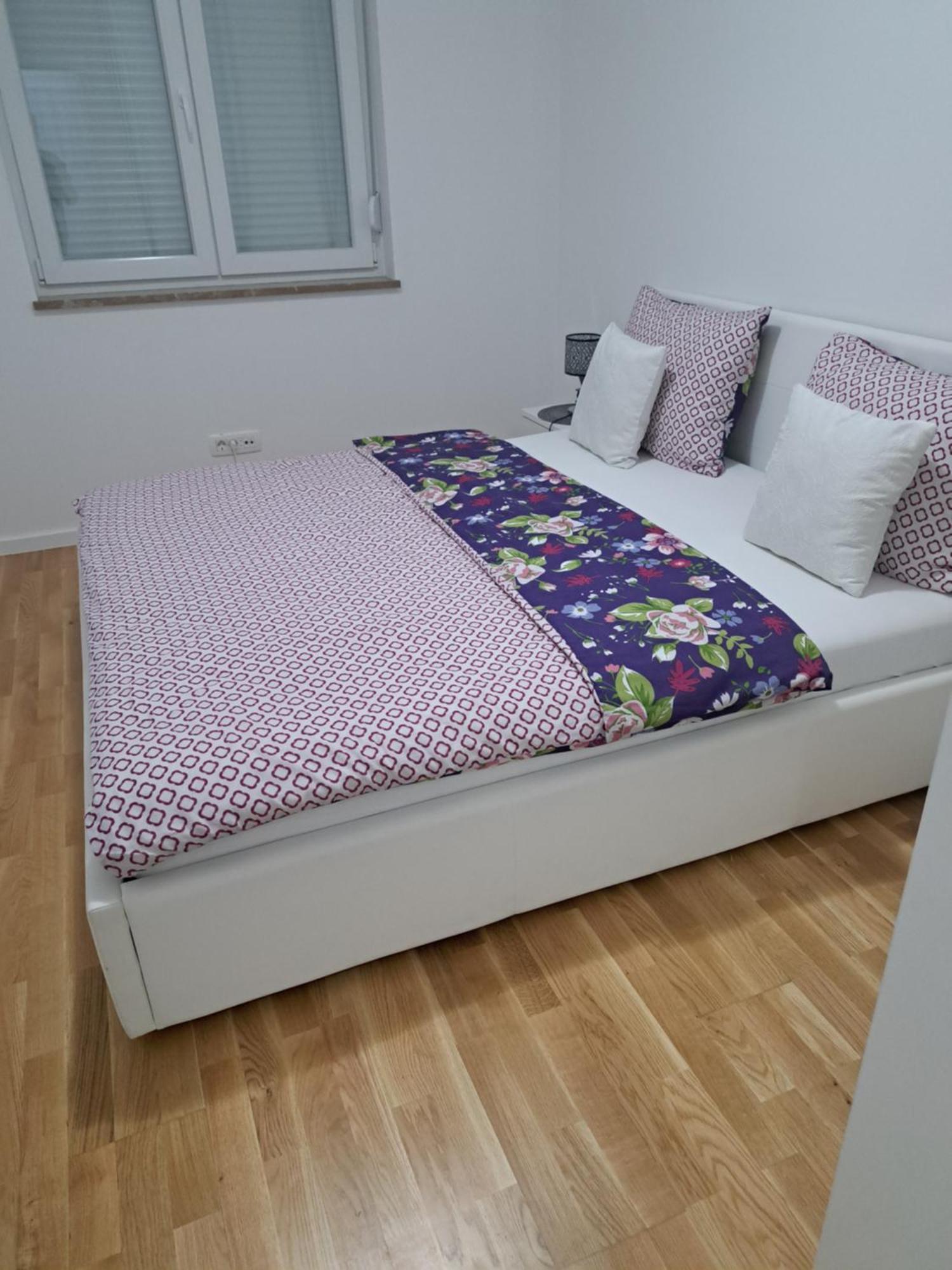 Apartman San بوسيسيه المظهر الخارجي الصورة